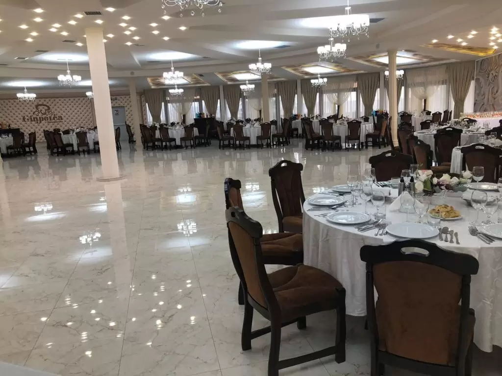 Restaurant Ciuperca, Oradea, județ Bihor