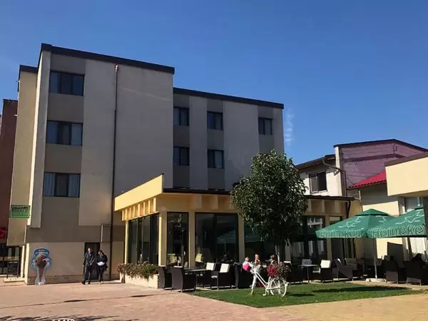 Hotel CENTRAL Ineu, județ Arad - Banat