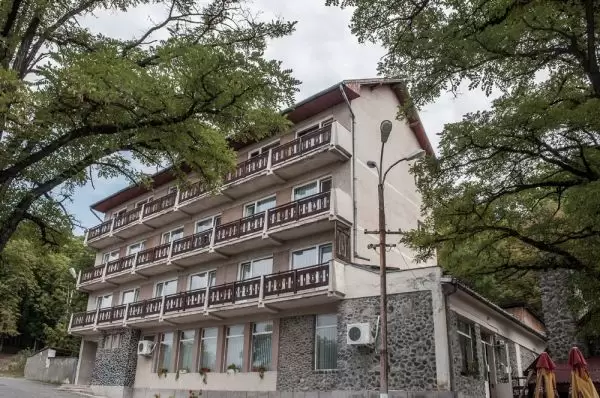 Hotel și restaurant “TREI BRAZI “ Târnăveni, județ Mureș - Transilvania